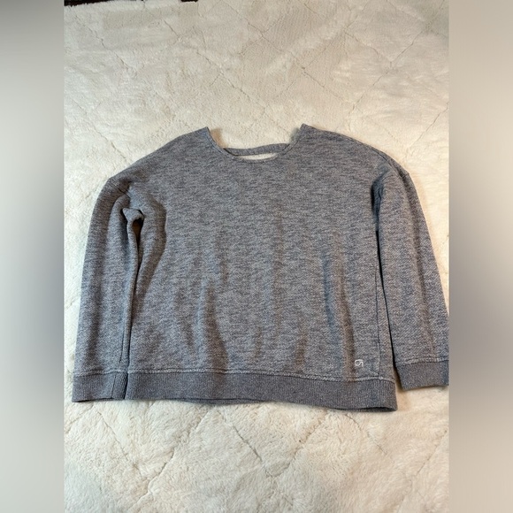 Gap Fit cross back wide semi crop sweat shirt women’s size S small gray - Picture 2 of 7